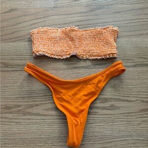 Frankie’s bikinis set